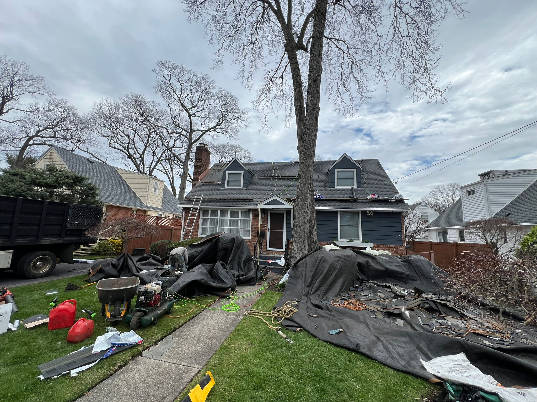 roof replacement signs